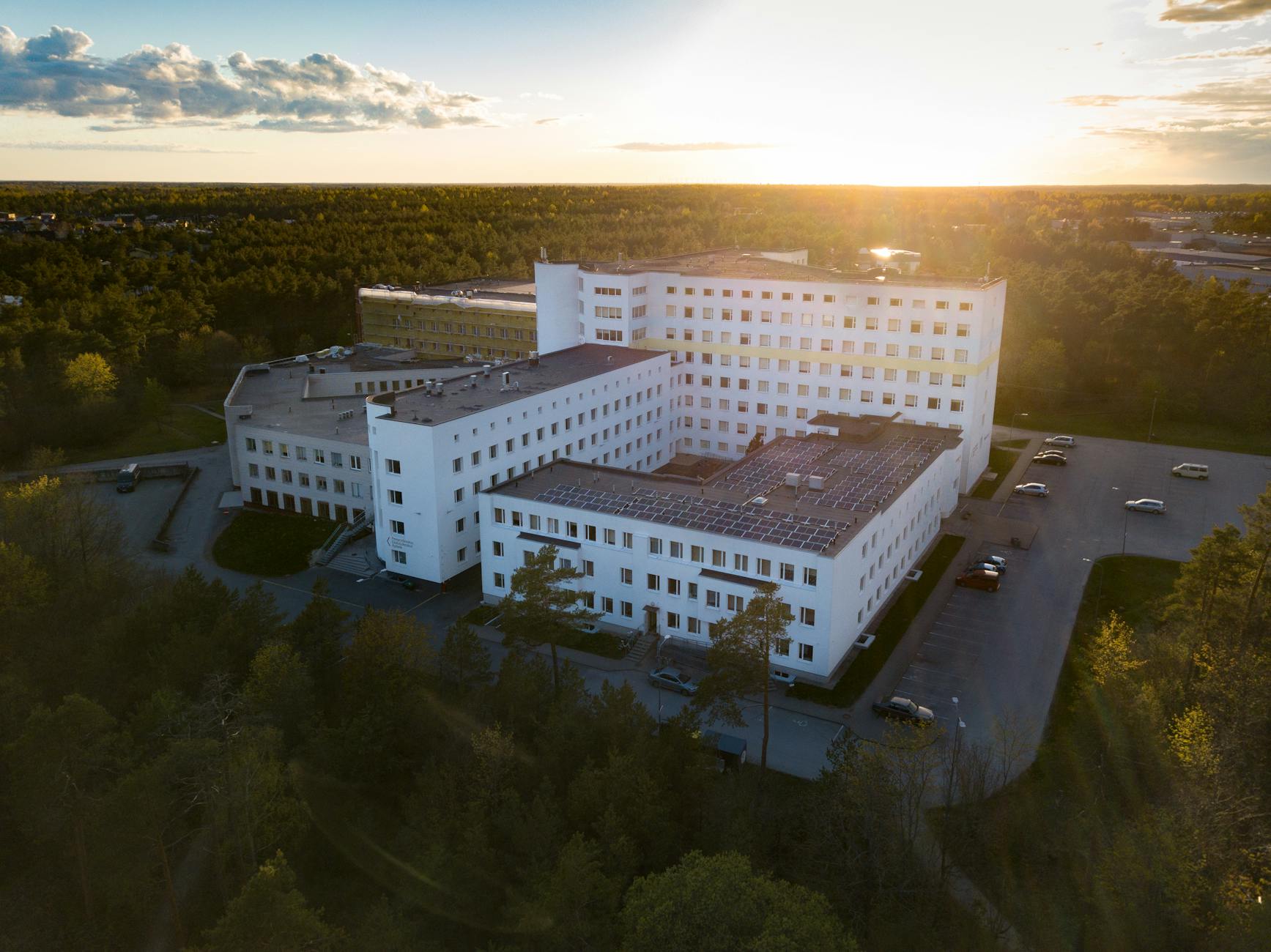 Asbestos Exposure at Jane Todd Crawford Hospital — Greensburg, Kentucky: What Workers and Tradesmen Need to Know